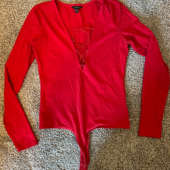 Red guess long sleeve deep V-neck lace bodysuit - Picture 2 of 5